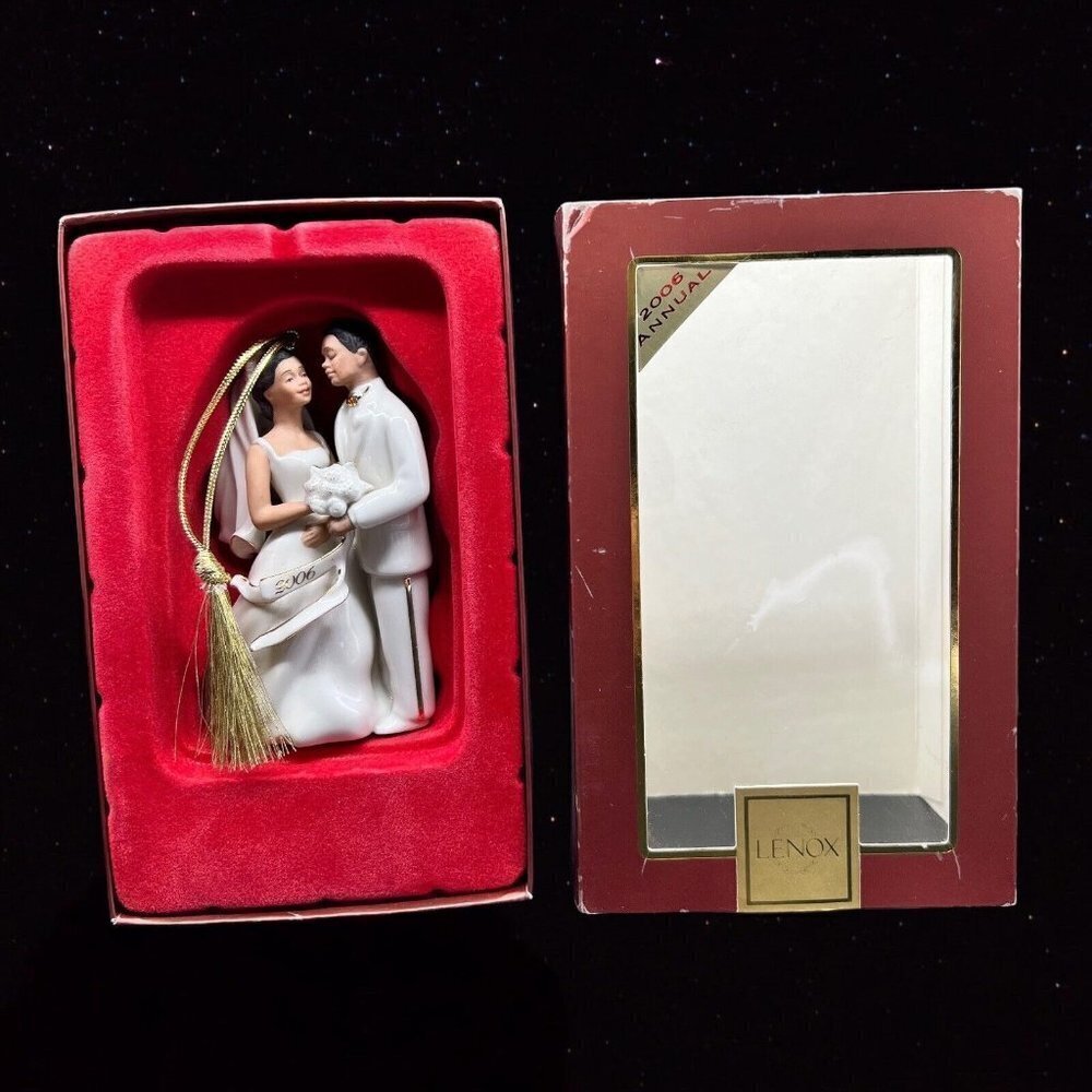 Lenox Wedding Couple CHRISTMAS HOLIDAY Ornament 2006 Annual Edition‎ Vintage 4”T